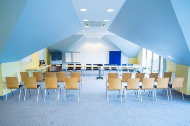 Sport- und Tagungshotel De Poort: Meeting Room