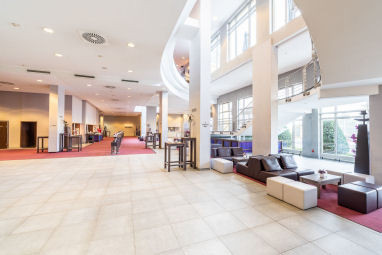 Van der Valk Hotel Berlin-Brandenburg: Lobby