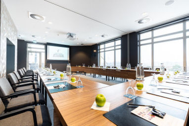 Van der Valk Hotel Berlin-Brandenburg: Meeting Room