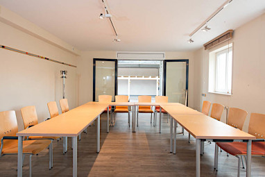 Hotel Freizeit In GmbH: Meeting Room