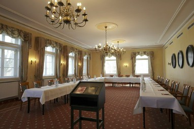 TOP Hotel Jagdschloss Niederwald: Sala de conferencia