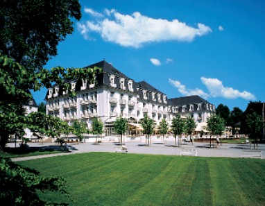 Steigenberger Hotel and Spa Bad Pyrmont: Exterior View